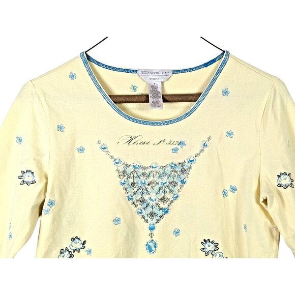 Petite Sophisticate Women size M Embellished Yellow Top Stretch Classic Whimsy - Picture 2 of 7